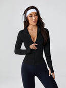 Yoga Crop Top for Fall & Winter - Slim-Fitting Athletic Shirt with Elevated Style, Perfect as Base Layer or Outerwear
