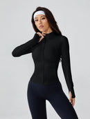Yoga Crop Top for Fall & Winter - Slim-Fitting Athletic Shirt with Elevated Style, Perfect as Base Layer or Outerwear