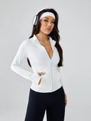 Yoga Crop Top for Fall & Winter - Slim-Fitting Athletic Shirt with Elevated Style, Perfect as Base Layer or Outerwear